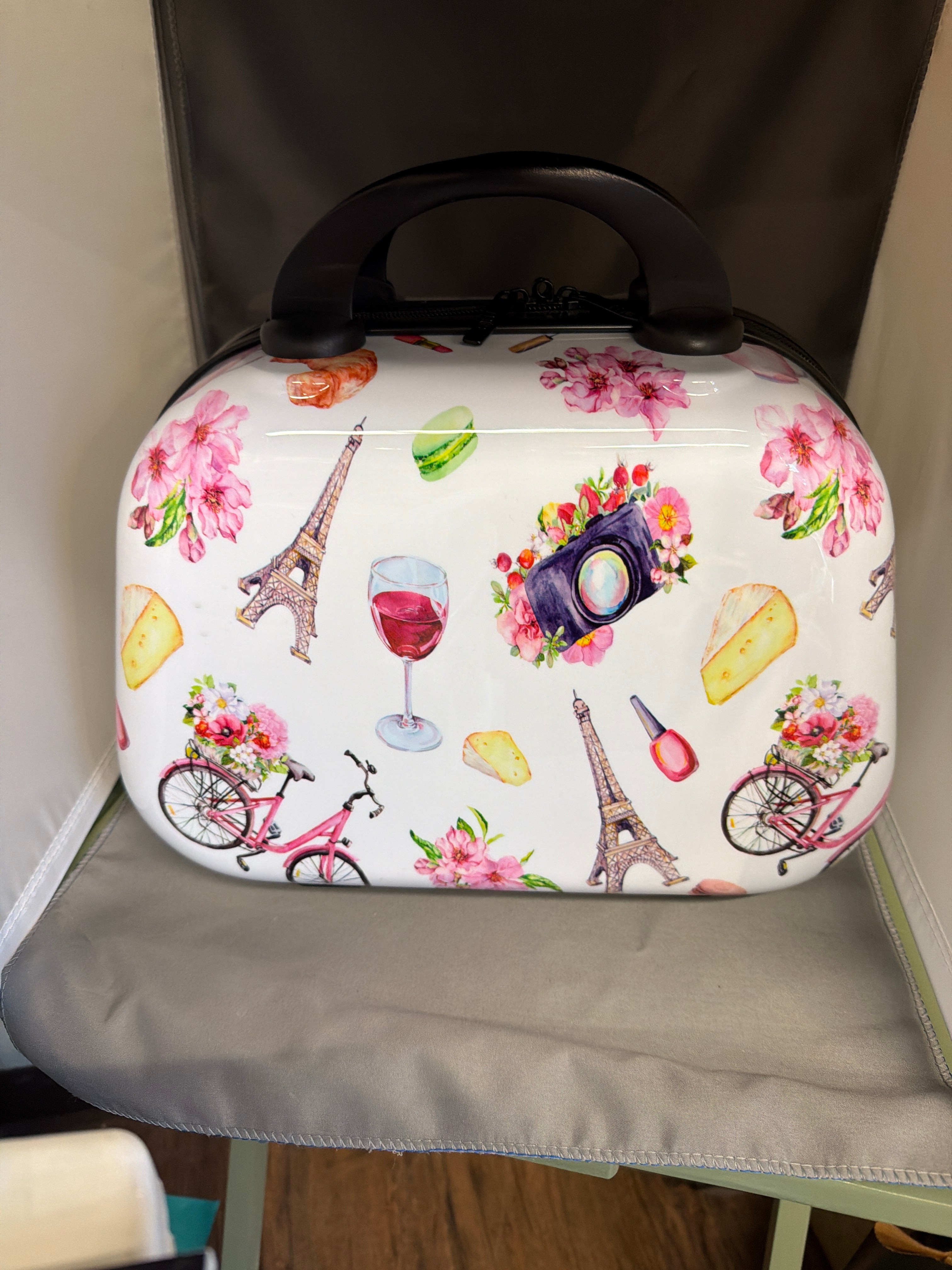 Knitting cases