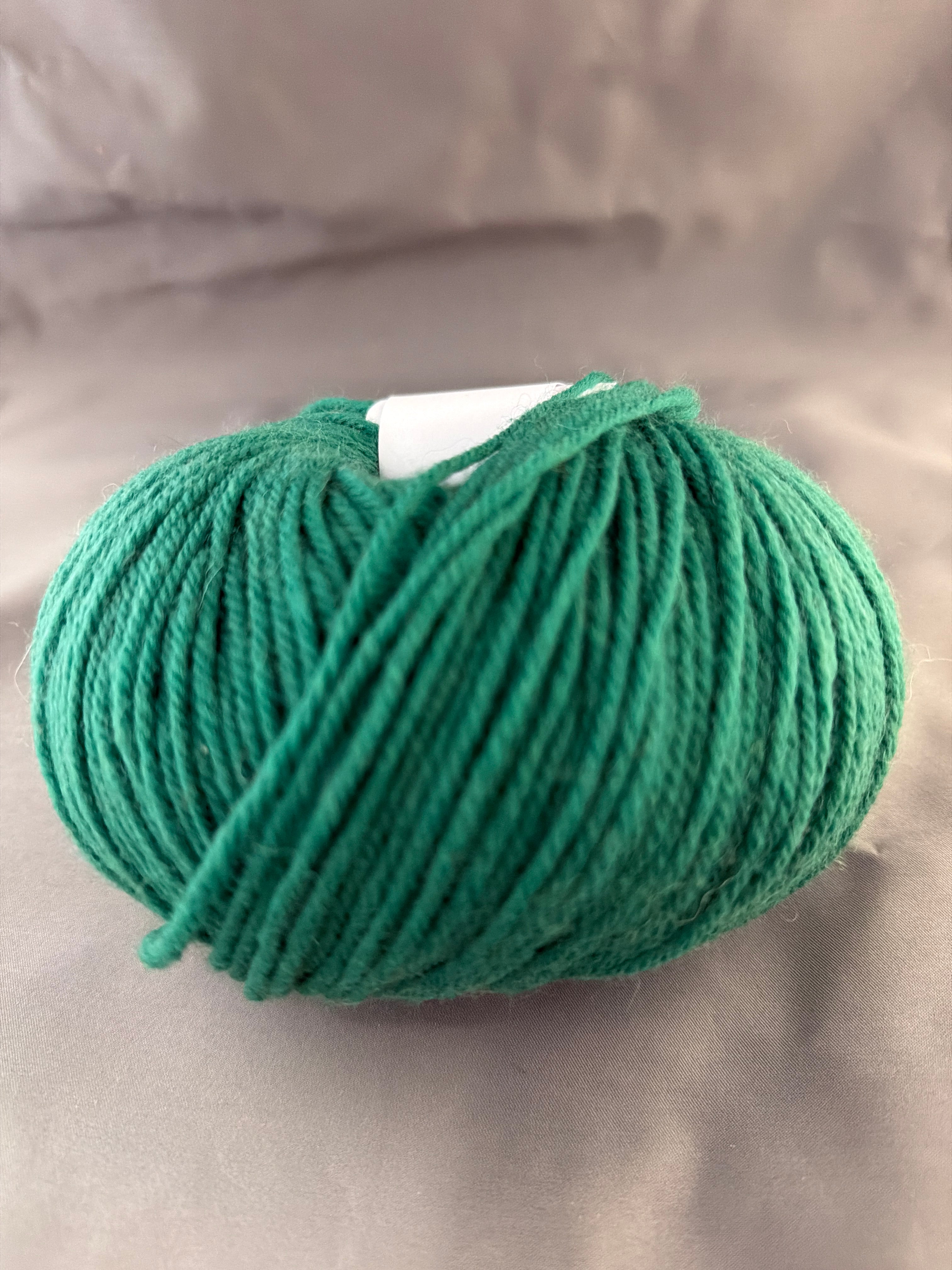 Deluxe worsted superwash