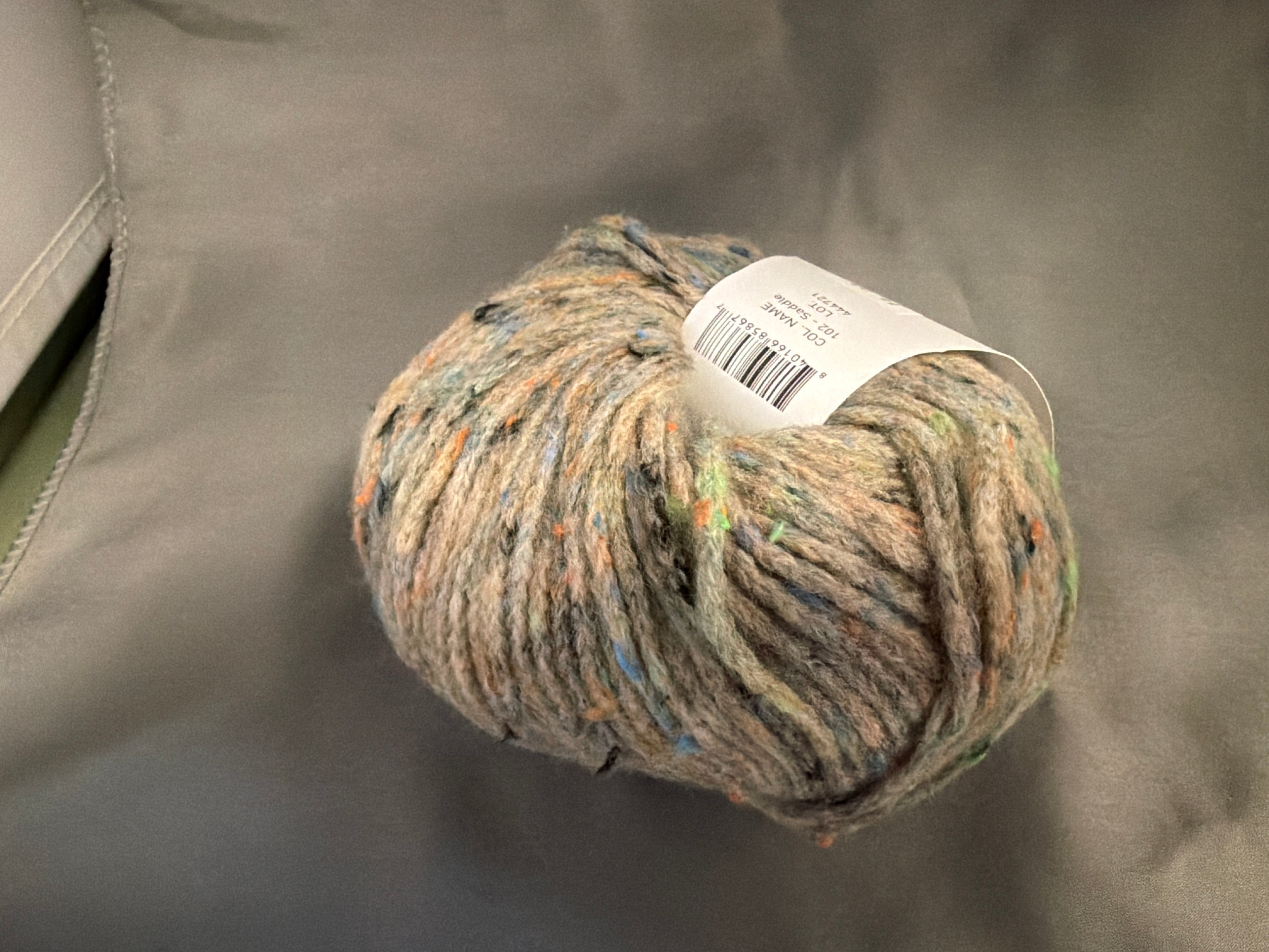 Universal yarn Dallas