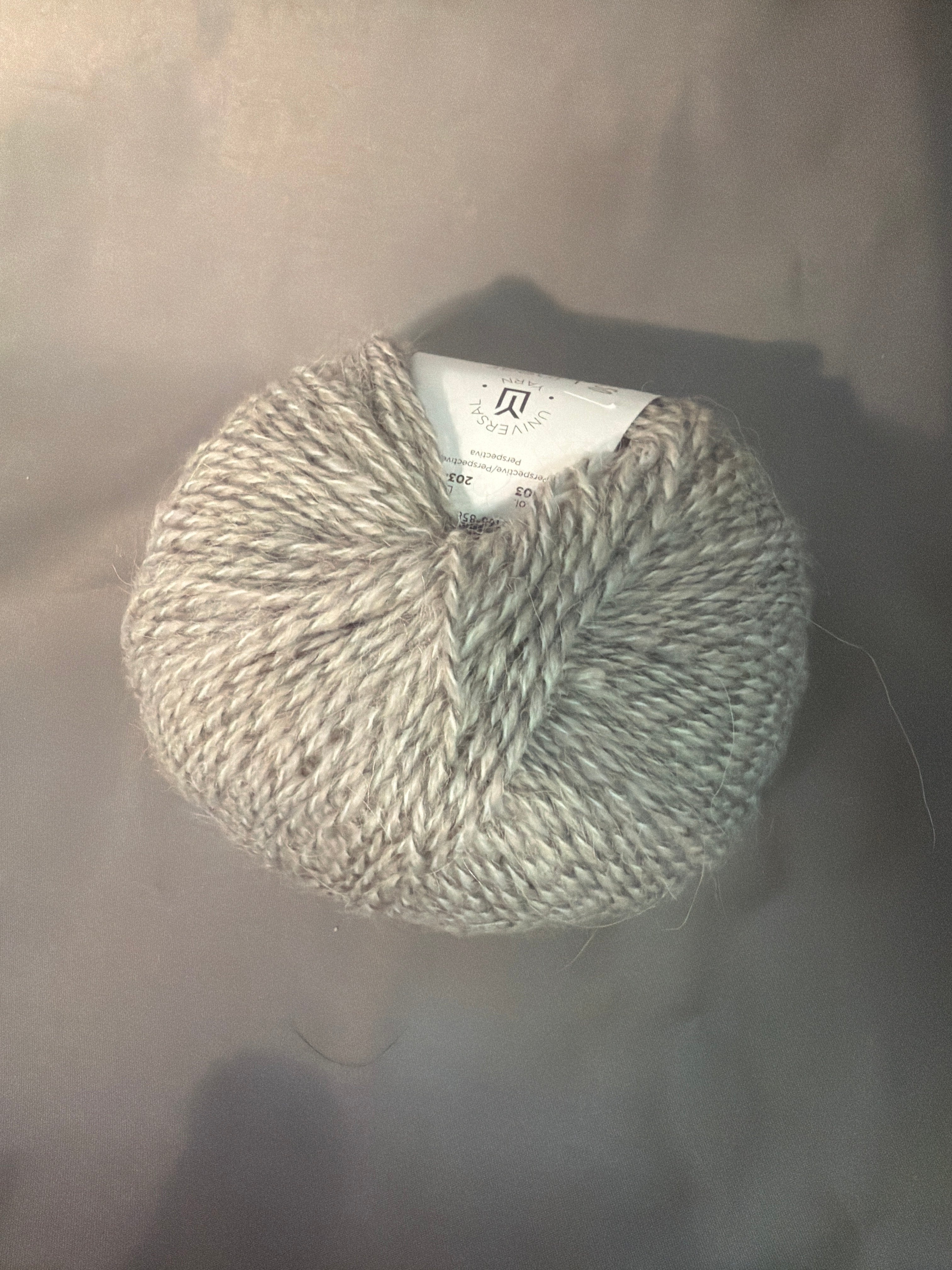 Universal yarn linear