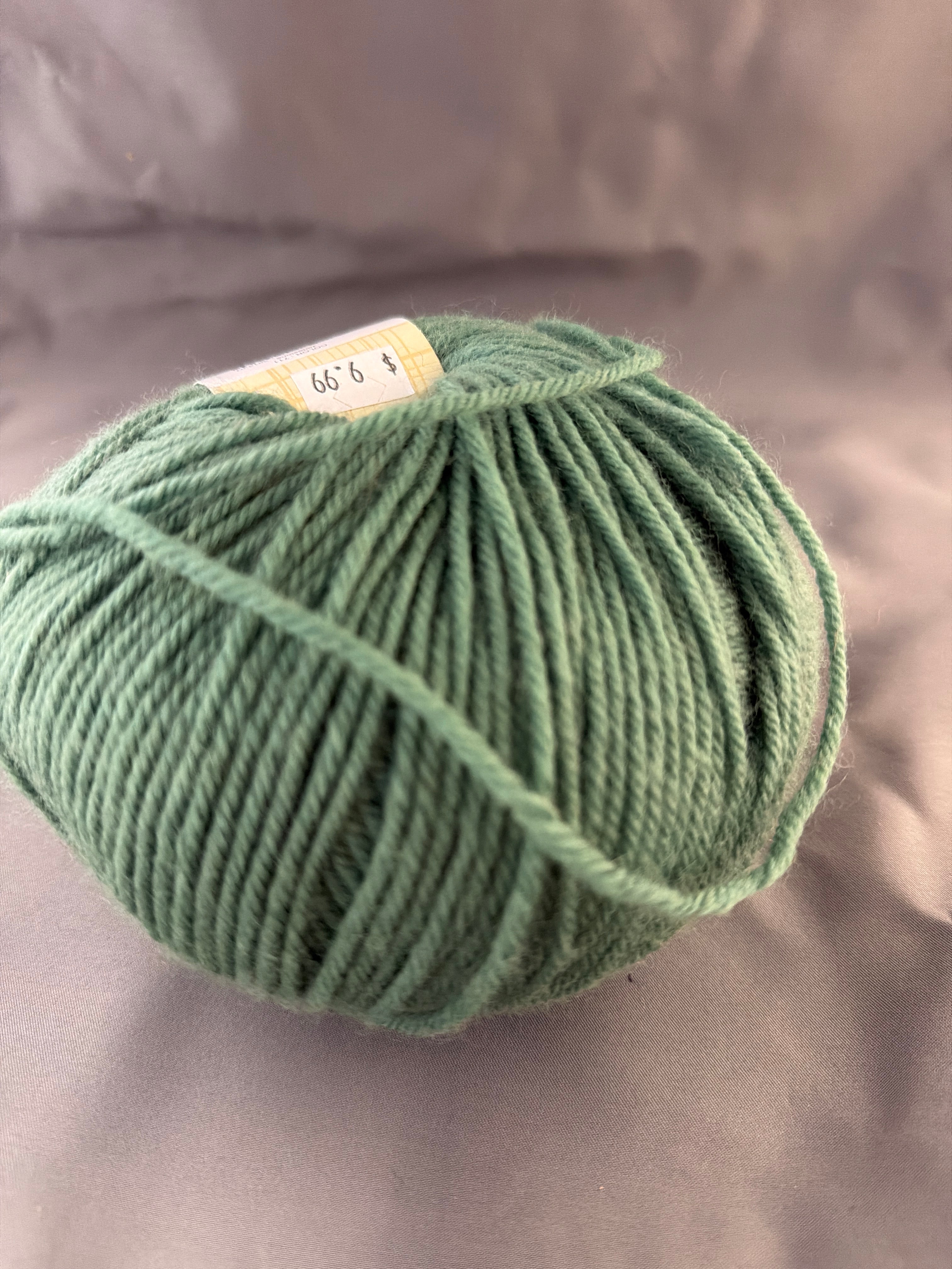 Deluxe worsted superwash